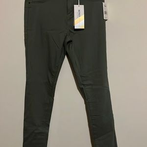 NWT YMI hyperstretch colored jeggings sz L